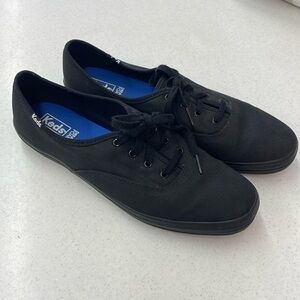 Keds Women's Champion Canvas Lace Up Sneaker black size 10